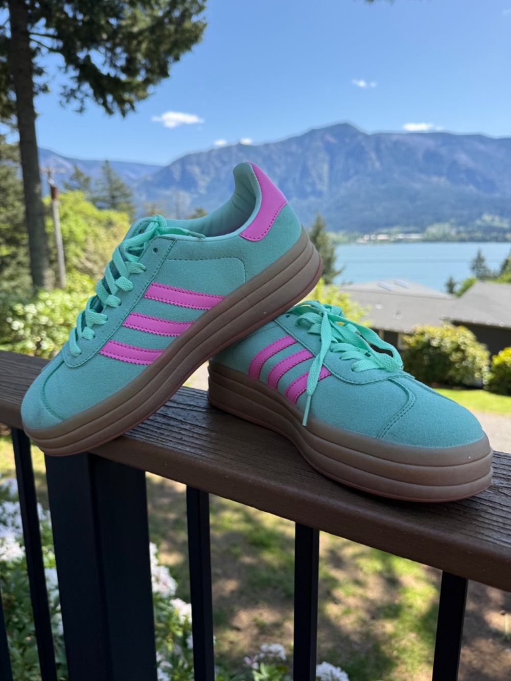 Adidas Gazelle Bold Women's Shoes Size 11.5 Pulse Mint/Screaming Pink/Gum